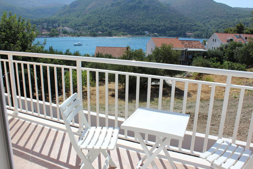 Apartments Villa Eva Slano Exterior photo